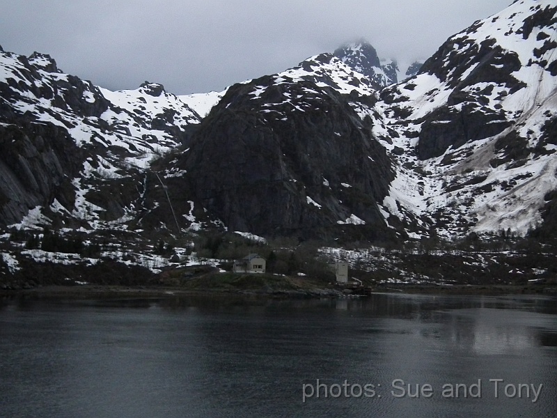 day4 0273.jpg - the pix were taken by "day" light